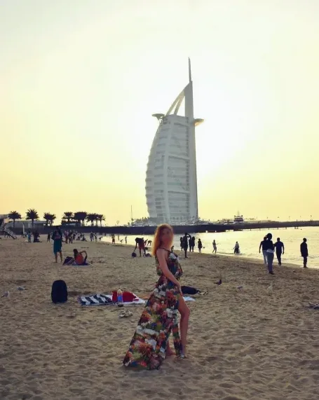 Fatima, 29