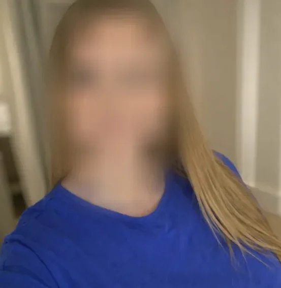Kirsten, 39