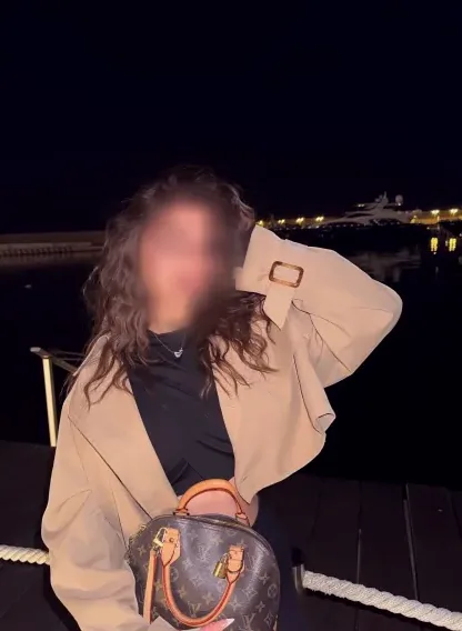 Nathalie, 29