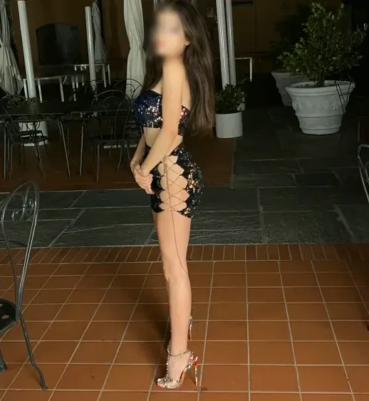 Wendy, 30